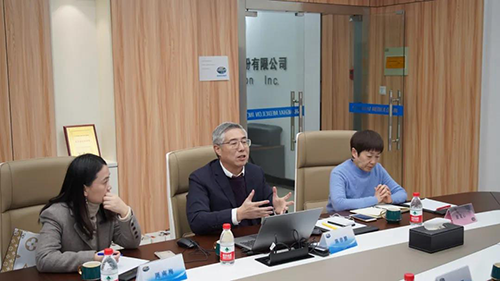 GA黄金甲生物医药首创人&CEO陈春麟博士，，，，药效部执行主任董文心博士，，，，公司事务部总监周南梅等